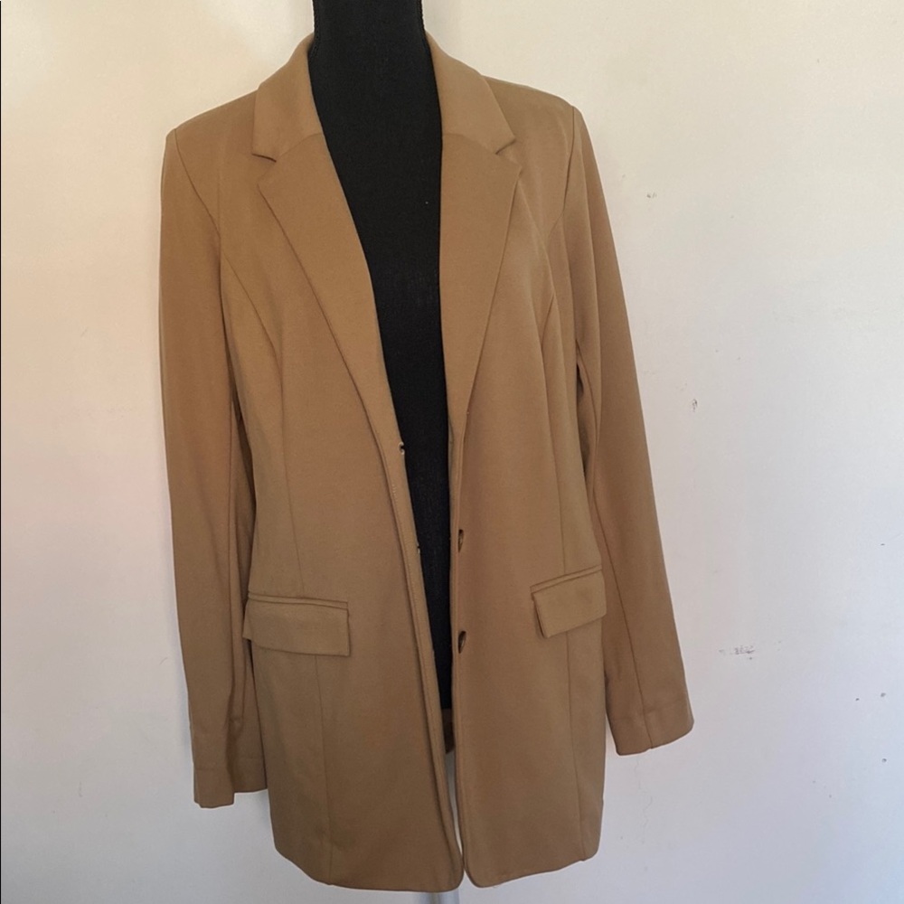 Classic Tan Women's Blazer
